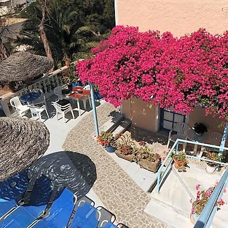 Aegeon 2* Santorini Island